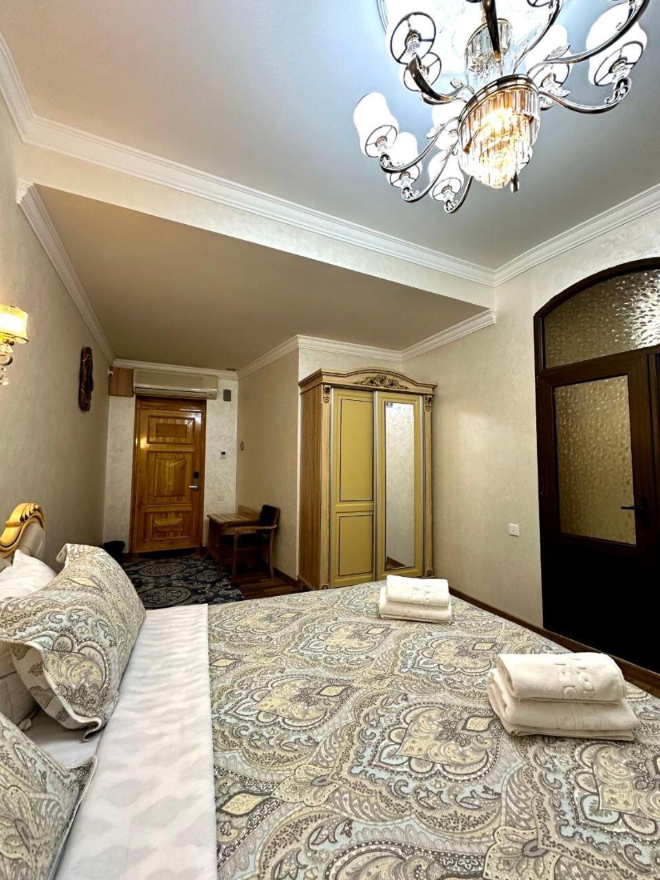 Hotel Zilol Baxt Samarkand Esterno foto